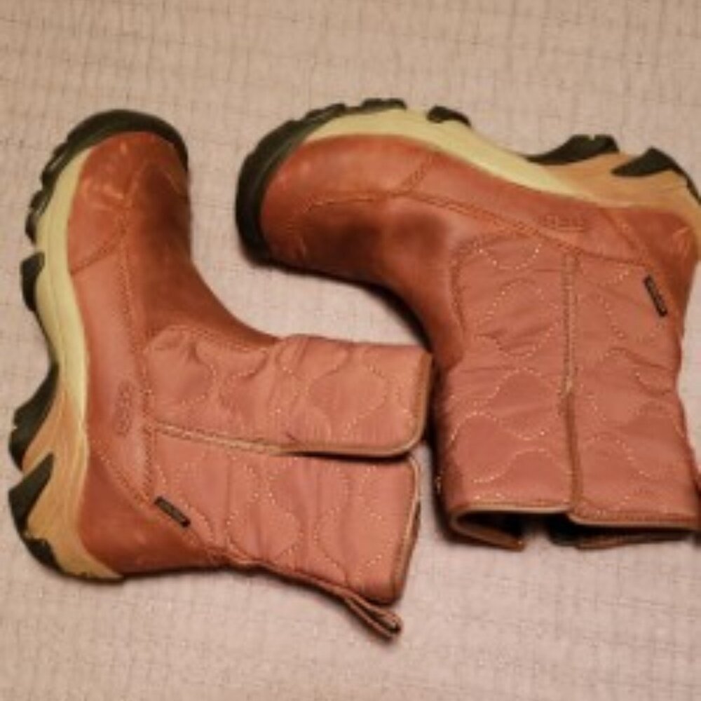 Womens Keen Betty Boot, BROWN, size 8 - Picture 6 of 8